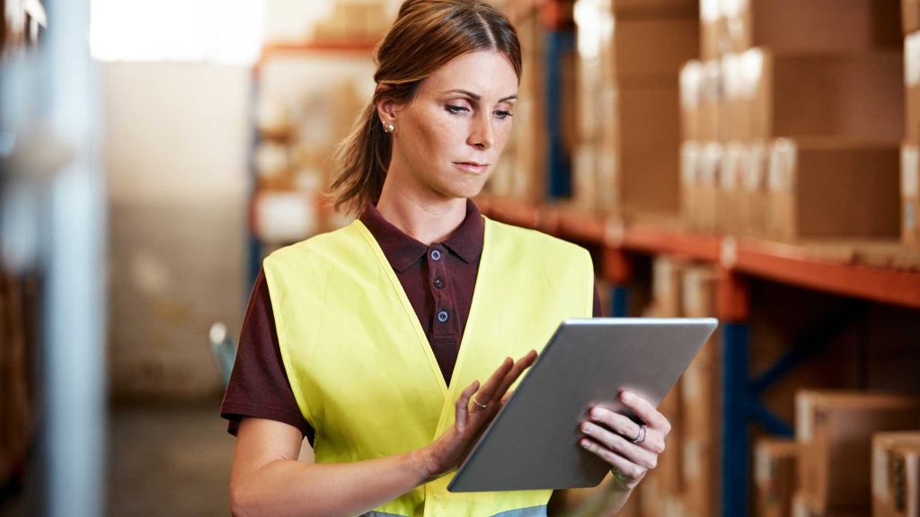 how large e commerce companies can build a robust supply chain